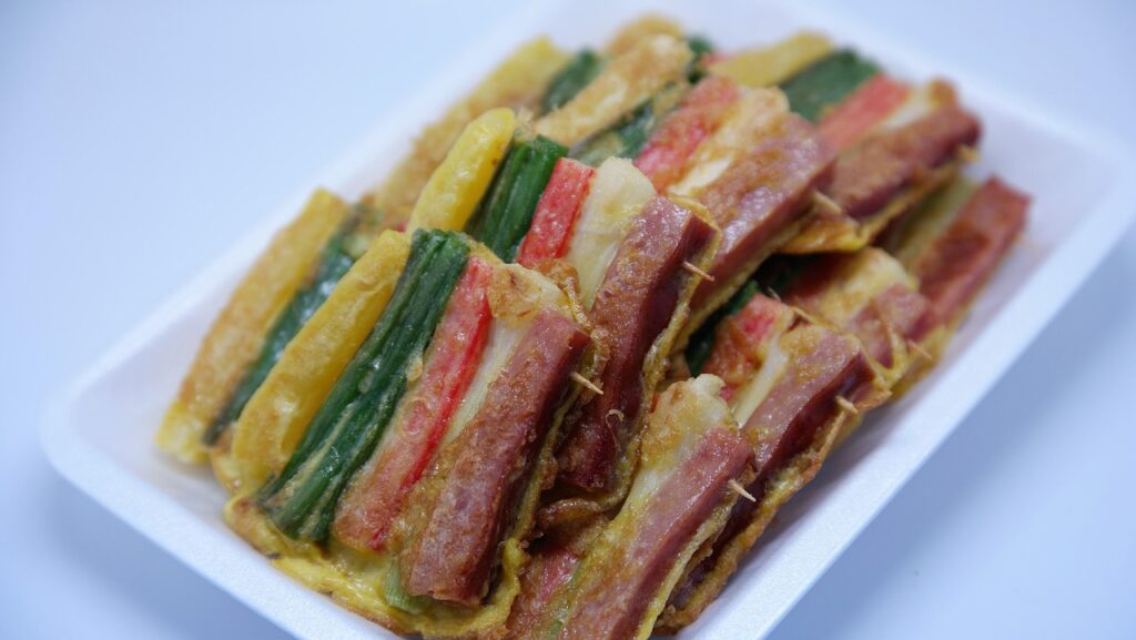 過食の衝動を抑えるための食べ物代替は何ですか？